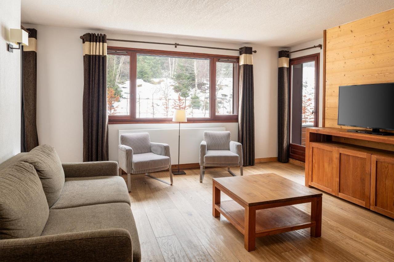 Dormio Resort Les Portes Du Mont Blanc Vallorcine Room photo