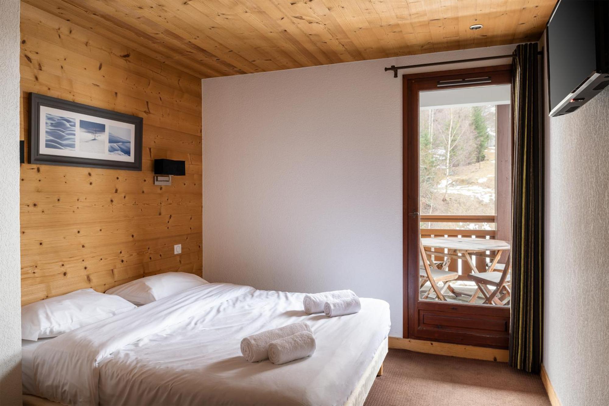 Dormio Resort Les Portes Du Mont Blanc Vallorcine Room photo